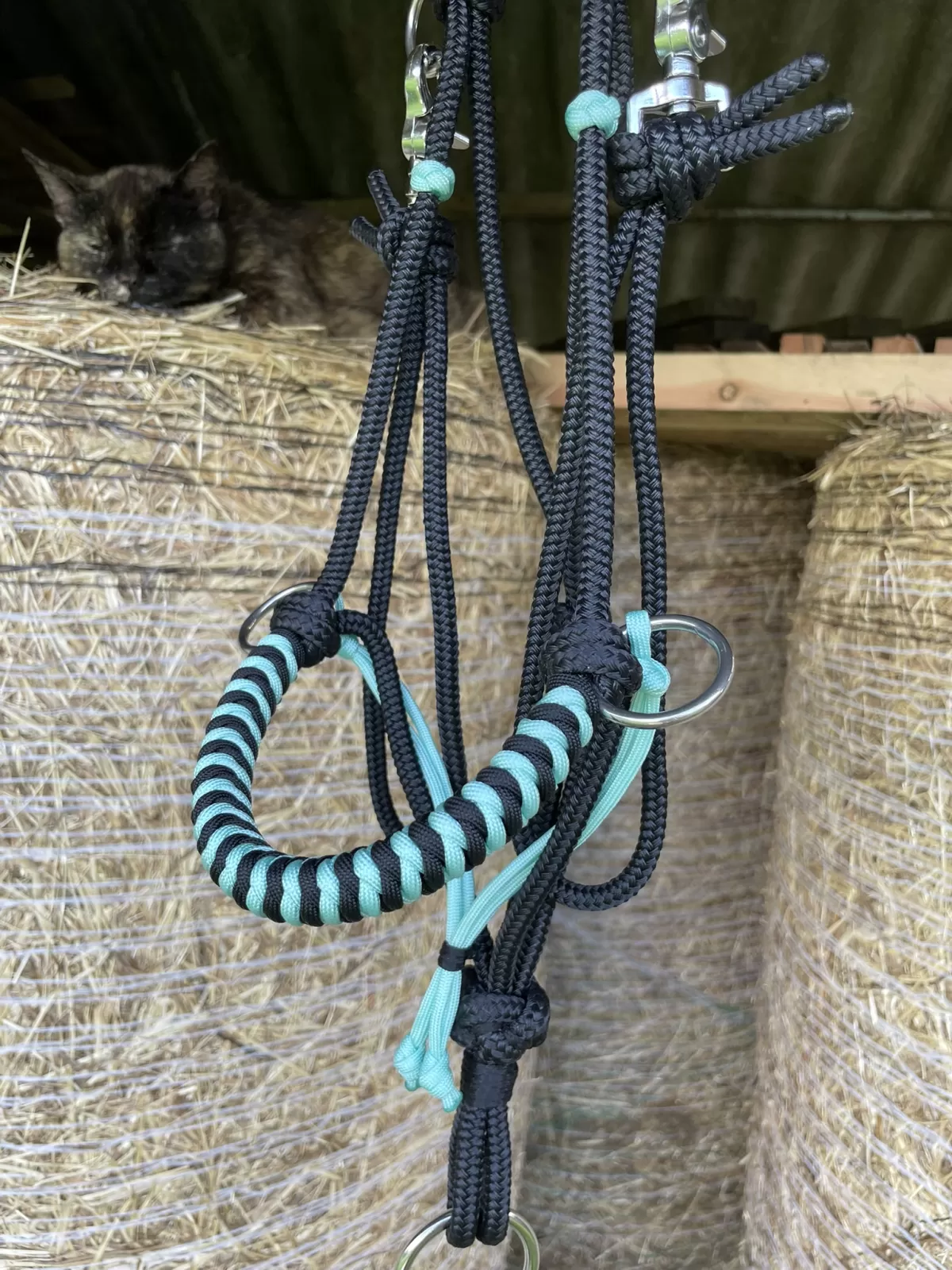 Pony • Jezdecká Monrae • s lícnicemi • černá AIVA