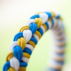 Jezdecká ohlávka s opletem Frey (paracord) AIVA